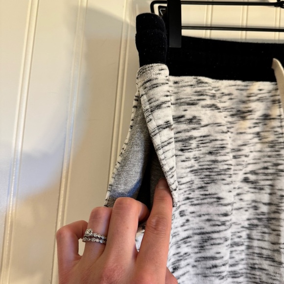 Chubbies Men’s The Nightcaps Lounge Soft Shorts Size Large 7” Inseam - Picture 5 of 16